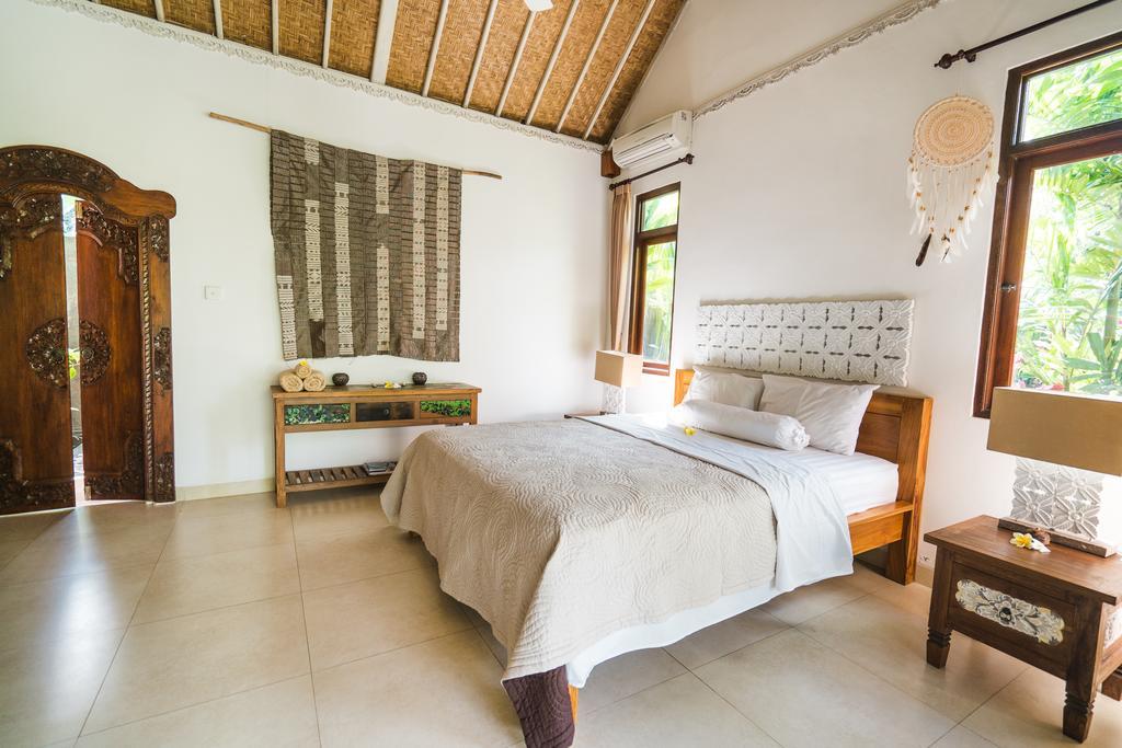 Villa Daksina Ubud Værelse billede
